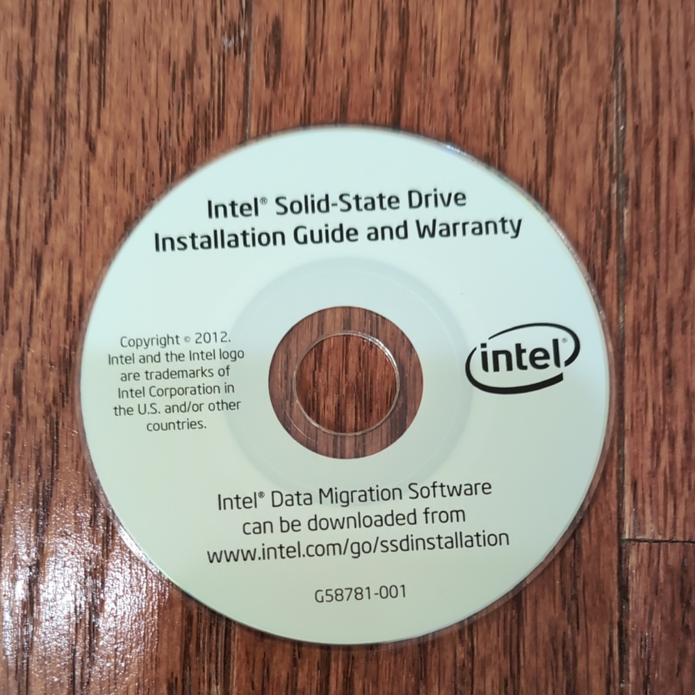 Intel Solid-State Drive Installation Guide CD